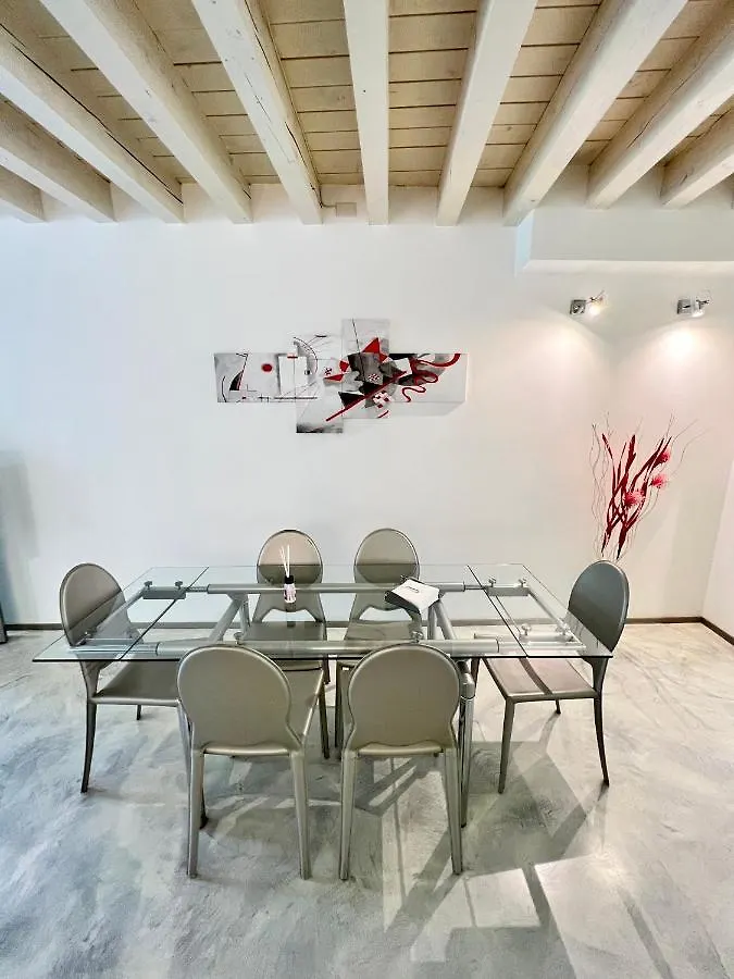 Appartamento Centralissimo open space 110 MQ immerso nel verde Bergamo